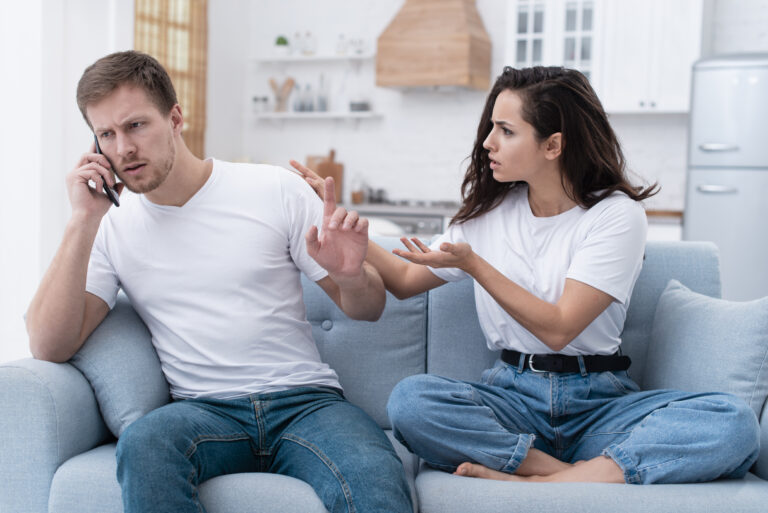 Discusión de pareja por culpabilización constante y falta de responsabilidad emocional